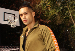 Mahmood ha inaugurato il suo campetto sportivo dedicato ai ragazzi