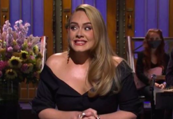 Adele: secondo un amico, il suo nuovo album potrebbe uscire a febbraio