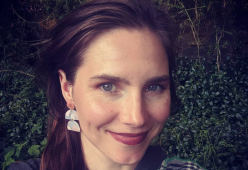 Elezioni USA, la frase choc di Amanda Knox: “I prossimi 4 anni non saranno peggiori di quelli che ho passato in Italia”
