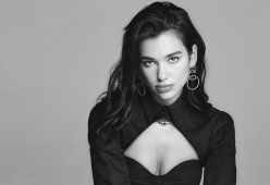 Dua Lipa racconta le discriminazioni subite: "Le donne devono sempre lavorare di più per essere prese sul serio"