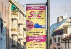 Milano, polemica per la “promozione Covid” di un’impresa di pompe funebri: “La bara è in omaggio”