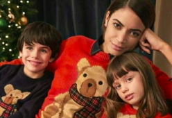 Elodie: quest'anno il Christmas Jumper lo ha disegnato lei per beneficenza