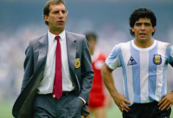 Esiste un uomo che crede che Maradona sia ancora vivo