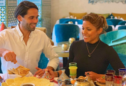 Influencer chiedono di mangiare gratis in un ristorante. La risposta del proprietario è epica