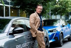 Il mondo sta cambiando... è partita la Peugeot Electric Experience
