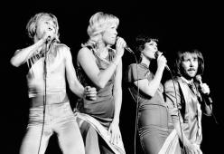 Sanremo 2021: Amadeus vorrebbe portare gli Abba al Festival