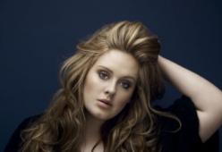 Adele ha detto di no a James Bond
