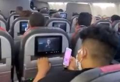 Prende l’aereo e i posti sono quasi tutti occupati: “Non mi sono mai sentita così in pericolo”