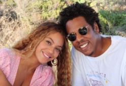 Super Bowl: la protesta di Beyoncé e Jay-Z durante l'inno nazionale