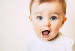 Ottengono internet gratis per 18 anni per aver chiamato la figlia come il provider