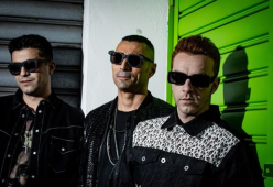 Alex Britti è tornato con un singolo trap prodotto da Salmo e DJ Gengis: Brittish