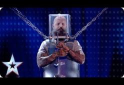 Sta per morire in diretta tv, illusionista salvato in extremis al “Britain's got talent”