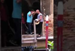 Venezia: gondoliere colpito a testate e pugni per un selfie