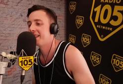 105 Take Away canta "Champagne" con Shade