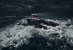 Guardare film isolato per 7 giorni su un faro remoto: la proposta di lavoro