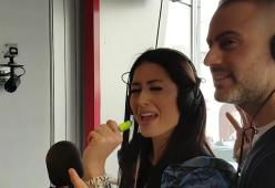 Il karaoke di 105 Take Away con Elisabetta Gregoraci: ecco "Parole Parole"
