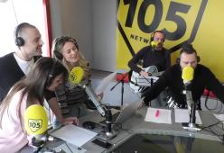 105 Take Away canta "La musica non c'è" di Coez