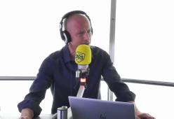 105 Take Away: l'esordio canoro di Giorgio Mastrota 