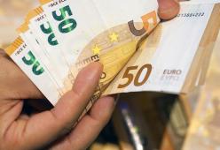 Postamat in tilt eroga denaro all'impazzata: anche 1.500 euro più della richiesta
