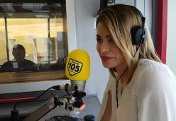 La banda di Take Away "suona il rock" con Aida Yespica