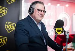 Paolo Liguori a 105 Friends: "Con Carlo Fava canto (con ironia) il mondo dell'informazione" 