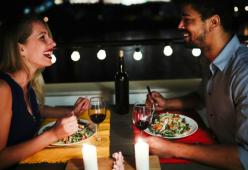 L'amore (quello vero) fa ingrassare, parola di scienza