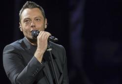 Tiziano Ferro lancia un messaggio contro il razzismo: “Sono pronto ad aiutare la famiglia di Willy”