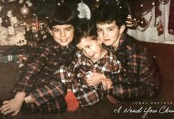 Nuovo singolo di Natale per i Jonas Brothers: ecco “I Need Your Christmas”
