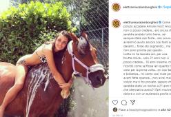 Elettra Lamborghini perde Lolita, la sua cavalla, dopo 16 anni