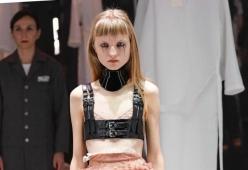 Modelle magrissime in passerella: il web lancia una petizione