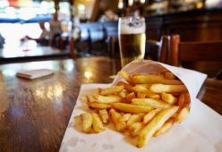 Niente più birra e patatine fritte in Belgio a causa dei cambiamenti climatici?