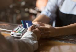 Arriva il bonus Pos per incentivare i pagamenti con carta di credito e di debito