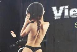 "Vienimi dietro, sono elettrica": pubblicità sessista scatena la polemica