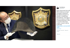 Il cappello di Napoleone con il suo DNA all’asta  a Londra
