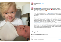 James Van der Beek diventa papà per la sesta volta
