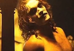 Spuntano sul web alcuni video del reboot mai terminato de” Il Corvo” con Jason Momoa 
