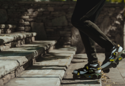 Presentate le Moonwalkers: le scarpe più veloci del mondo
