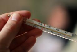 Se il termometro misura 37° hai la febbre, lo dice una ricerca
