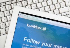 Twitter annuncia che i suoi dipendenti potranno lavorare da casa "per sempre"