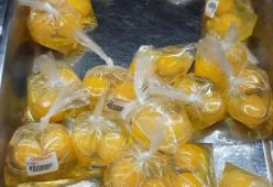 5 confezioni assurde che dimostrano quanta plastica inutile usiamo