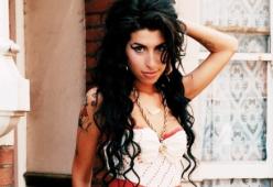 Amy Winehouse, il mese prossimo partirà una mostra dedicata a lei al Grammy Museum
