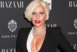Lady Gaga ha un nuovo hobby: allevare galline 
