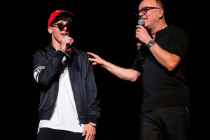 Gigi D’Alessio parla del figlio LDA: “Non gli rendo la vita facile”