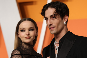 Dove Cameron: “Mi vergognavo del nudo, Damiano David mi ha aiutato”