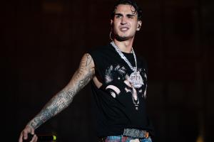 Capo Plaza svela i featuring di “Hustle Mixtape Vol. 2”: la tracklist