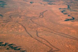 Il mistero dell’Uomo di Marree: il gigante nel deserto dell’Australia