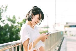 Fexting: litigare via messaggio distrugge la coppia? I consigli