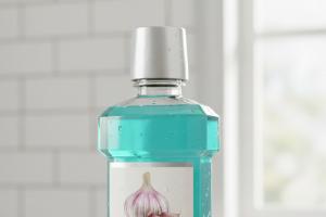 Alitosi? L’aglio potrebbe essere la soluzione che non ti aspettavi