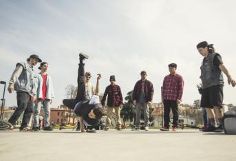 Il Cerchio: la serie di video sui B-Boy italiani Il Cerchio: la serie di video sui B-Boy italiani