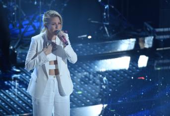 Ellie Goulding conquista il palco di Sanremo
